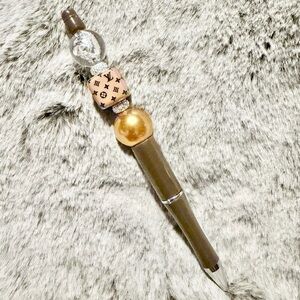 NEW Luxury Beaded twist pen with Discounted Shipping!